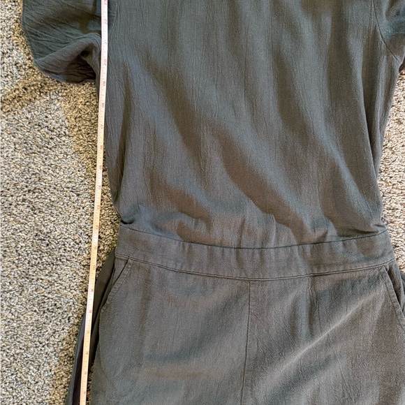 Green Short Sleeve Romper - Picture 6 of 6